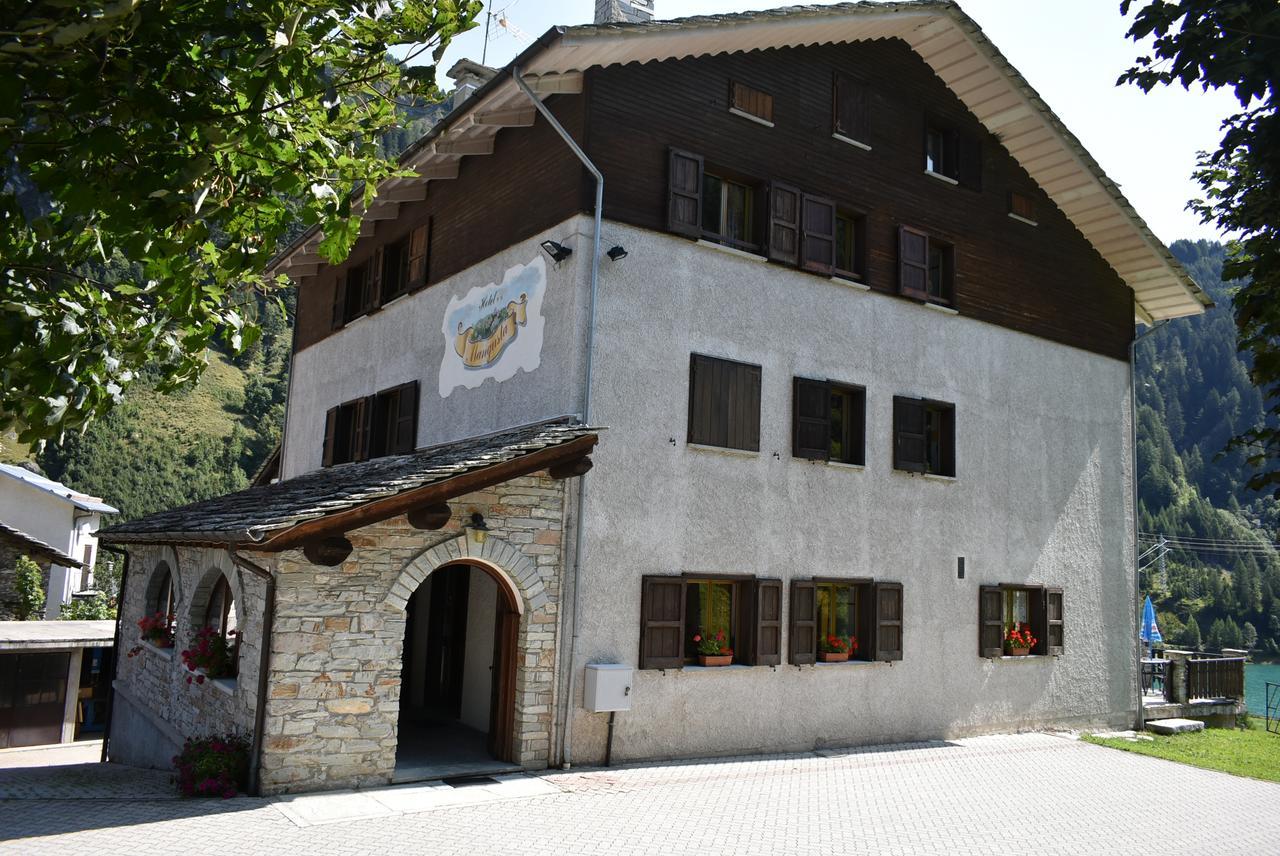 Mangusta Hotel